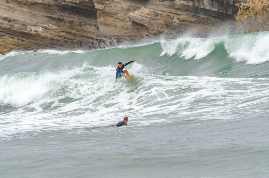 Surfer in action, Surfeur en action a Biarritz, France