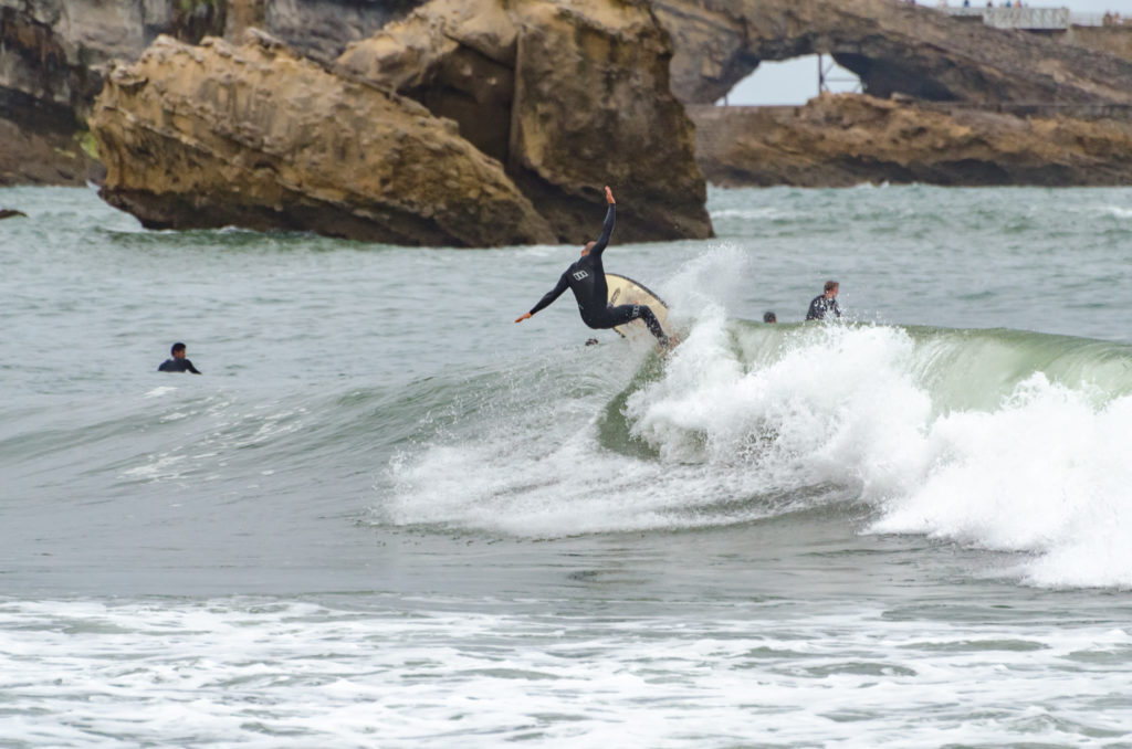 Surfer in action, Surfeur en action a Biarritz, France