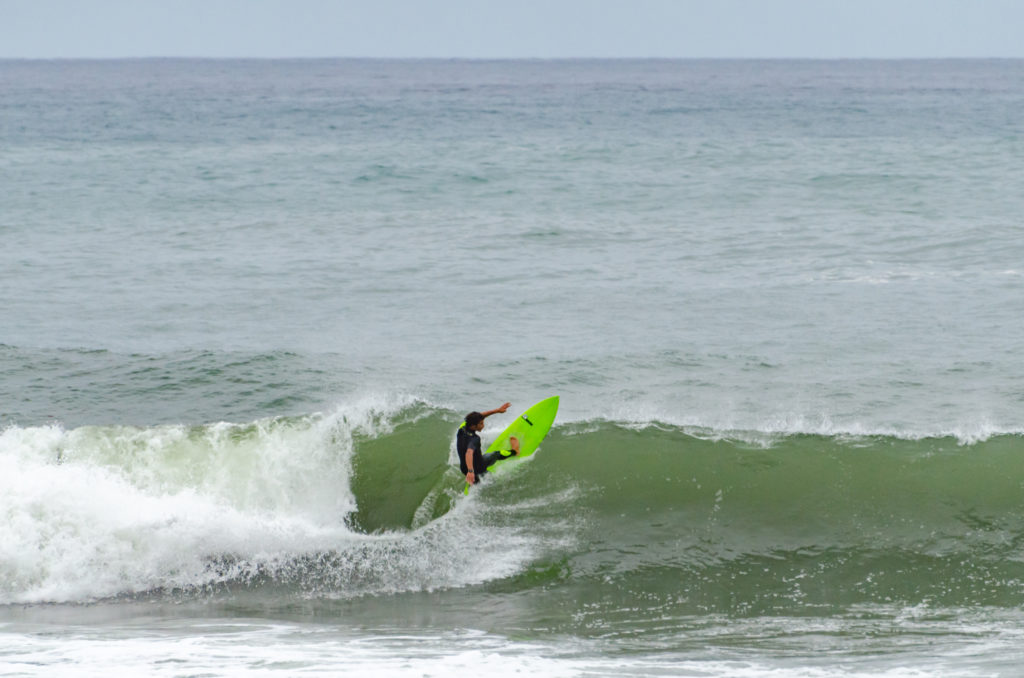 Surfer in action, Surfeur en action a Biarritz, France