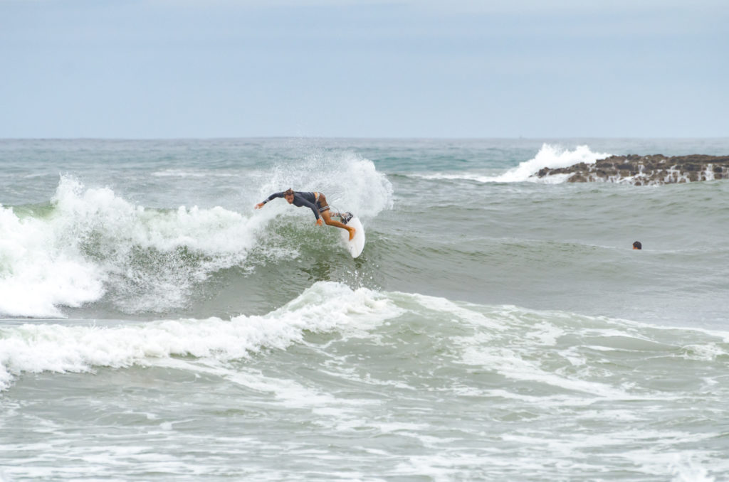 Surfer in action, Surfeur en action a Biarritz, France