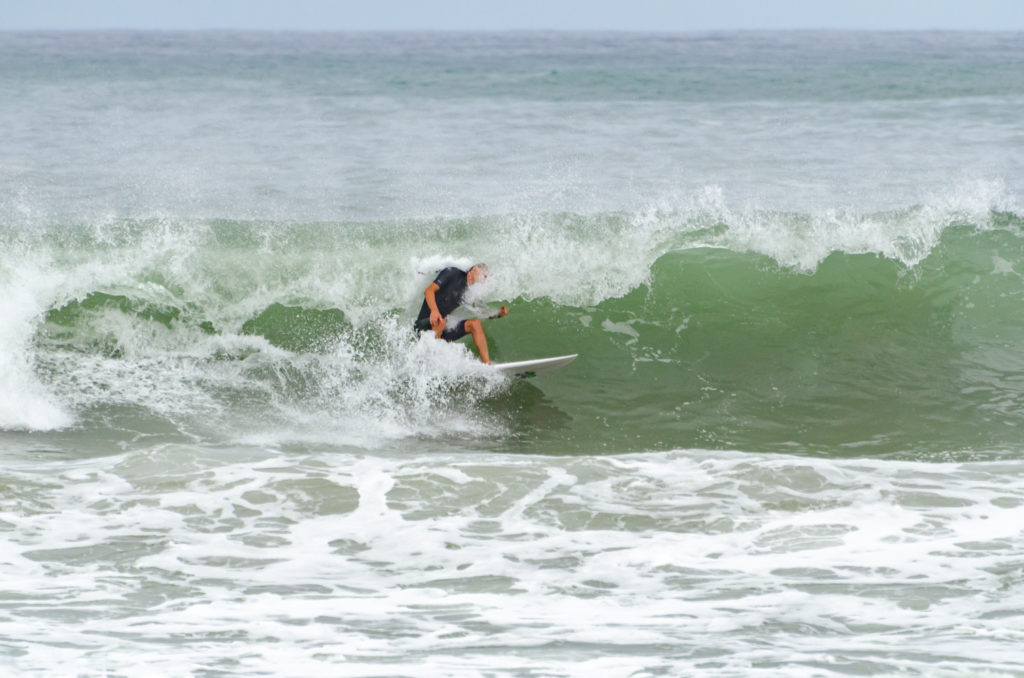 Surfer in action, Surfeur en action a Biarritz, France